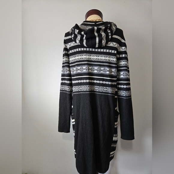 Smartwool Merino Wool Hooded Black and Gray Patterned Sweater Dress. Size 10 - Picture 4 of 11